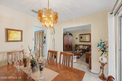 7904 Laffit Drive, Jacksonville FL - photo 12 of 30