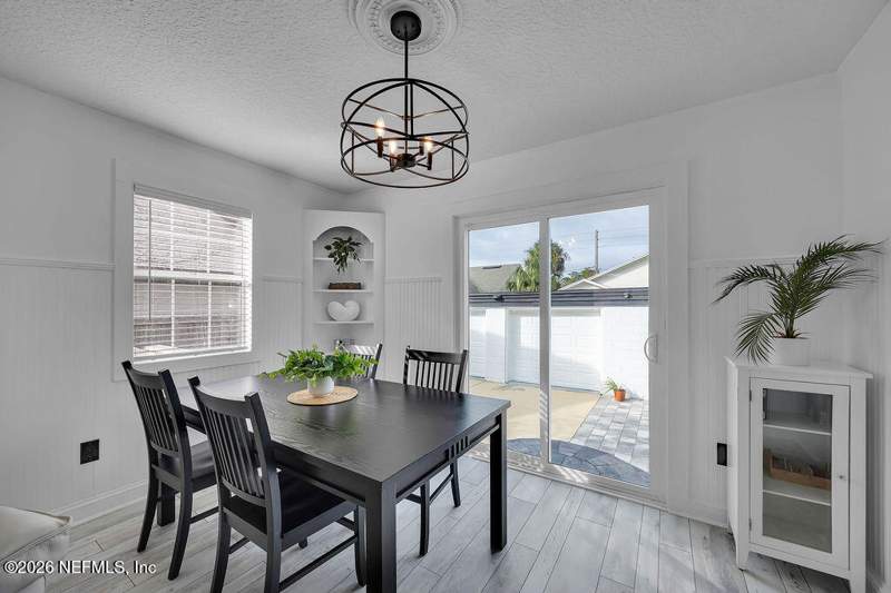3 bedroom Single Family Residence at 1257 1st Avenue, Pine Grove, Jacksonville Beach — photo 5
