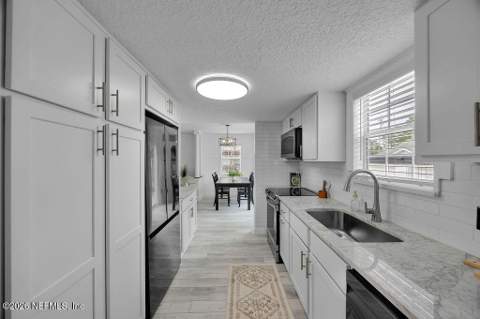 1257 1st Avenue, Jacksonville Beach FL - photo 7 of 104
