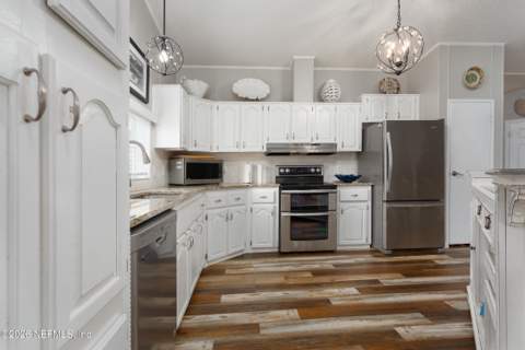128 Jill Lane, Satsuma FL - photo 9 of 29