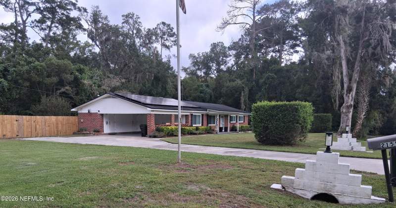 3 bedroom Single Family Residence at 2155 Wharf Street, Middleburg, Middleburg — photo 3