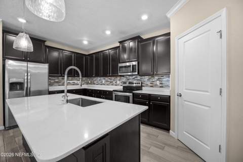 7611 Rock Brook Drive, Jacksonville FL - photo 22 of 63