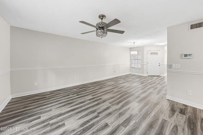 3 bedroom Single Family Residence at 5548 Marathon Parkway, Lexington, Jacksonville — photo 3