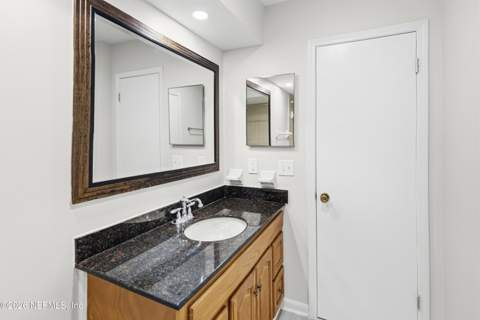 5548 Marathon Parkway, Jacksonville FL - photo 19 of 25