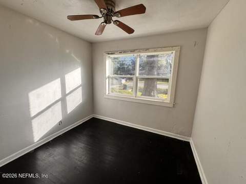 5612 Vernon Road, Jacksonville FL - photo 9 of 23