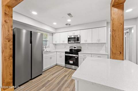 2345 Caladium Road, Jacksonville FL - photo 6 of 14