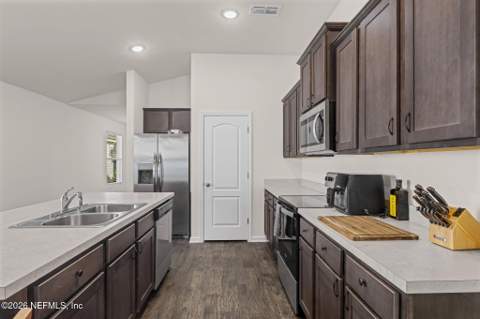 2340 Oak Stream Drive, Green Cove Springs FL - photo 10 of 31