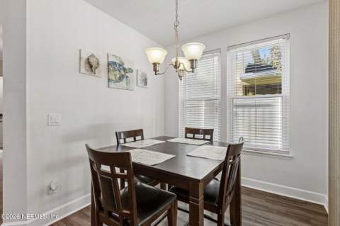 12154 Backwind Drive, Jacksonville FL - photo 10 of 40