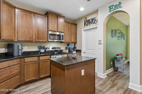 12154 Backwind Drive, Jacksonville FL - photo 12 of 40