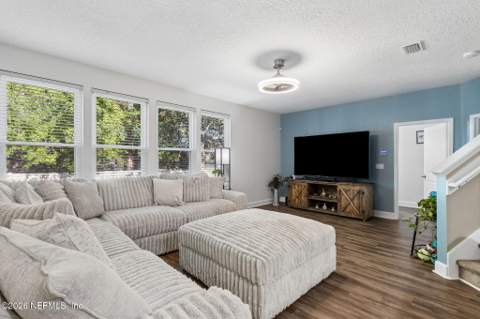 12154 Backwind Drive, Jacksonville FL - photo 15 of 40