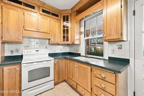 1305 Pinetree Road, Jacksonville FL - photo 19 of 53