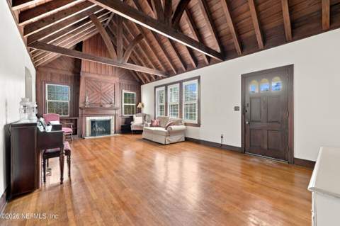 1305 Pinetree Road, Jacksonville FL - photo 10 of 53
