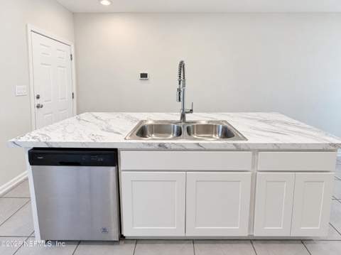 882 Rotary Road, Jacksonville FL - photo 8 of 22