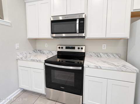 882 Rotary Road, Jacksonville FL - photo 9 of 22