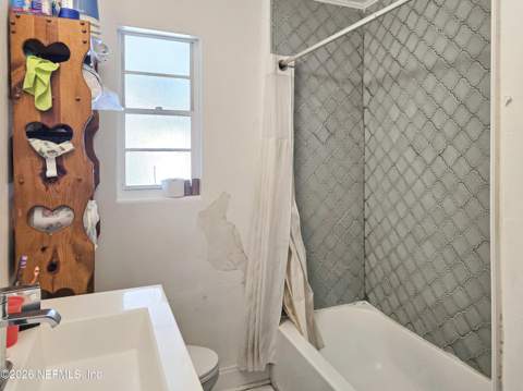 2442 Evernia Road, Jacksonville FL - photo 12 of 21