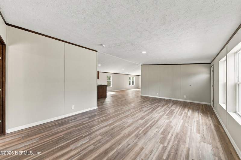 4 bedroom Mobile Home at 4677 Calendula Avenue, Jacksonville South, Middleburg — photo 4