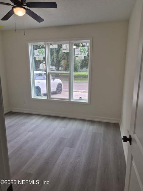 5235 Paris Avenue, Jacksonville FL - photo 6 of 9