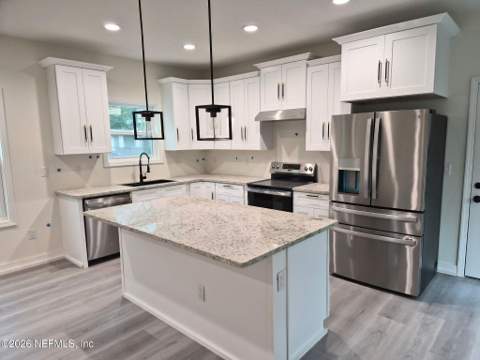 5235 Paris Avenue, Jacksonville FL - photo 8 of 9
