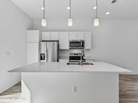 1493 W 23rd, Jacksonville FL - photo 13 of 23