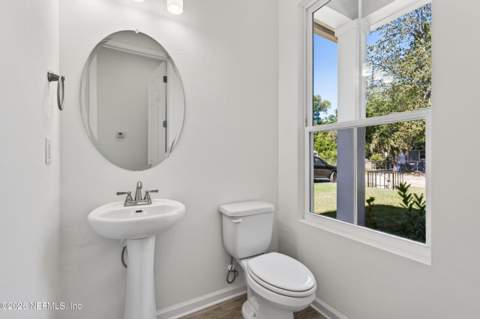 1493 W 23rd, Jacksonville FL - photo 6 of 23