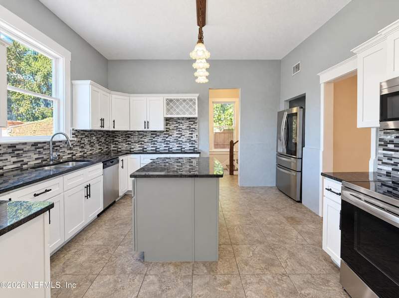 4 bedroom Single Family Residence at 1324 Hubbard Street, East Springfield, Jacksonville — photo 3