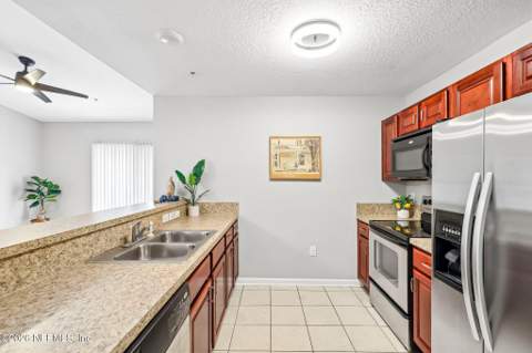 6860 Skaff Avenue #2-13, Jacksonville FL - photo 24 of 31