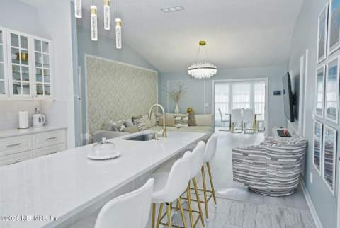 1933 Willesdon Drive, Jacksonville FL - photo 8 of 46