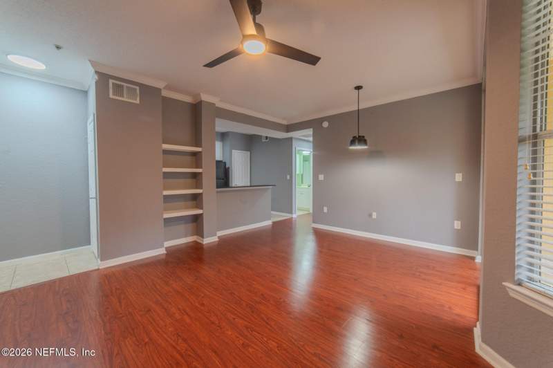 2 bedroom Condominium at 8539 Gate Parkway #633, Villa Medici, Jacksonville — photo 4