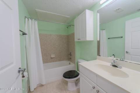8539 Gate Parkway #633, Jacksonville FL - photo 16 of 34