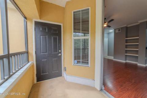 8539 Gate Parkway #633, Jacksonville FL - photo 19 of 34