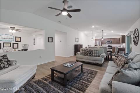 1558 Tanoan Drive, Jacksonville FL - photo 9 of 37