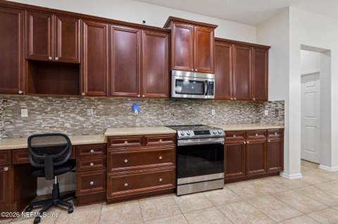 6310 Battlegate Road, Jacksonville FL - photo 23 of 65