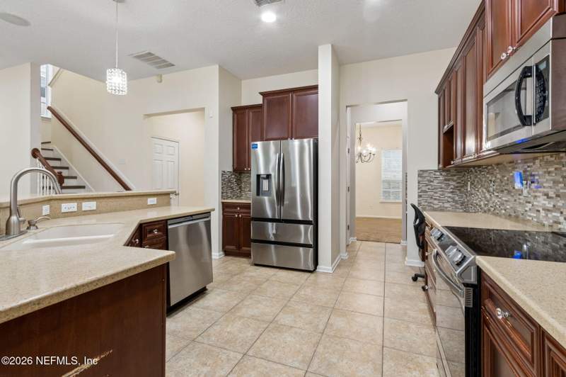 4 bedroom Single Family Residence at 6310 Battlegate Road, Greenland Chase, Jacksonville — photo 3