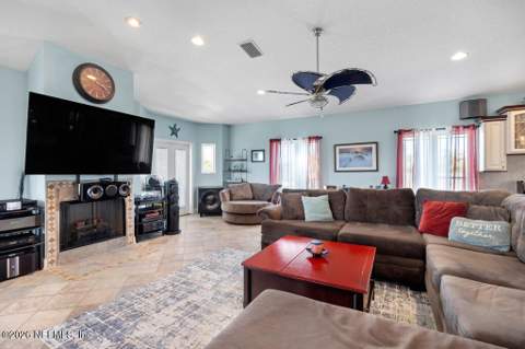 4539 Ribault Park Street, Atlantic Beach FL - photo 6 of 48
