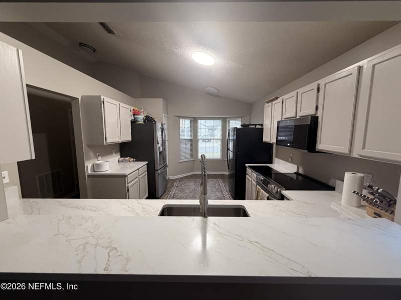 3 bedroom Single Family Residence at 5821 Liska Drive, Jacksonville, Jacksonville — photo 5