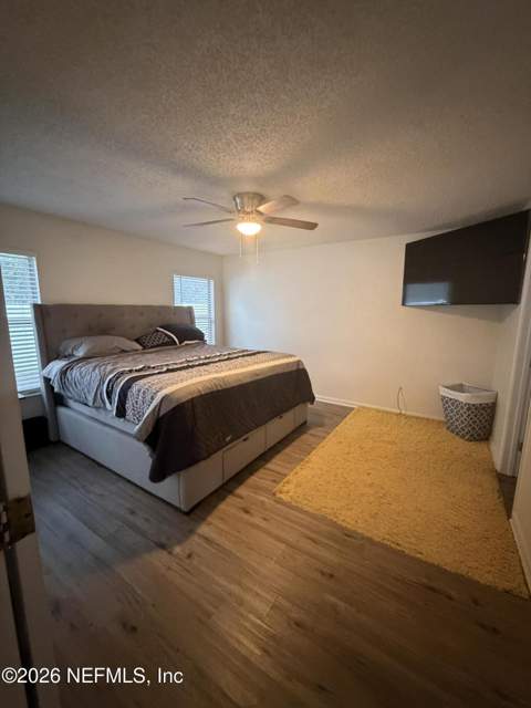5821 Liska Drive, Jacksonville FL - photo 12 of 18