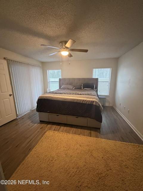 5821 Liska Drive, Jacksonville FL - photo 13 of 18