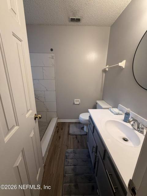 5821 Liska Drive, Jacksonville FL - photo 14 of 18