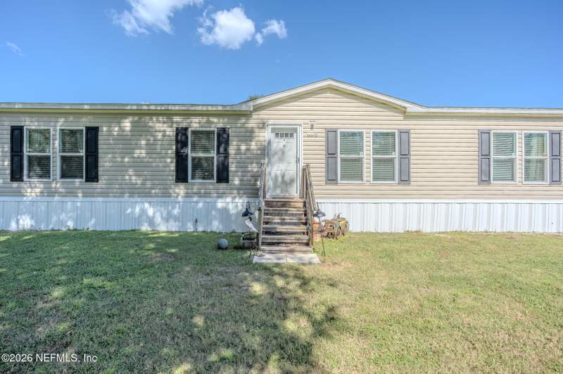 3 bedroom Manufactured Home at 6375 North Street, Jacksonville, Jacksonville — photo 3