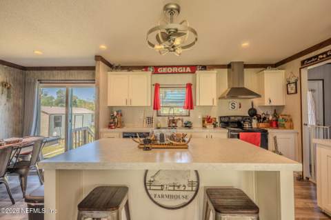 6375 North Street, Jacksonville FL - photo 8 of 29