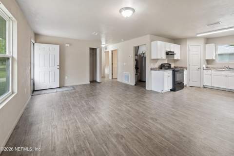419 W Utah Street, Starke FL - photo 10 of 28