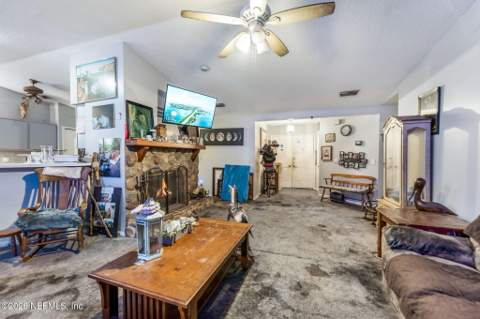 233 Quebec Lane, Jacksonville FL - photo 7 of 23