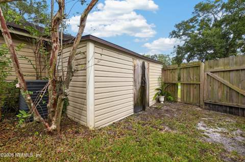 2702 Mc Cormick Woods Drive, Jacksonville FL - photo 24 of 29