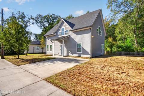 11816 Lem Turner Road, Jacksonville FL - photo 9 of 47