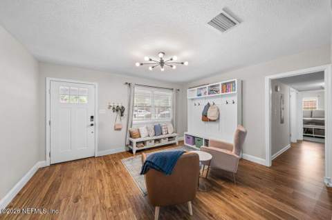 5926 Maple Leaf Drive, Jacksonville FL - photo 7 of 28