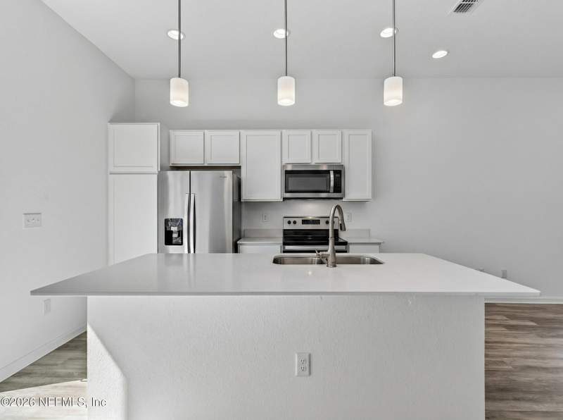 3 bedroom Single Family Residence at 11563 Raft Road, Garden City, Jacksonville — photo 5