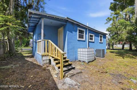 717 N 11th Street, Palatka FL - photo 11 of 12