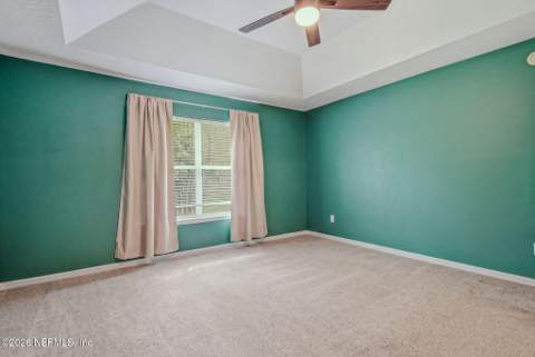 4957 Frost Lake Drive, Jacksonville FL - photo 15 of 44