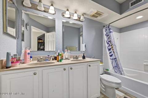 10075 Gate Parkway #702, Jacksonville FL - photo 21 of 34