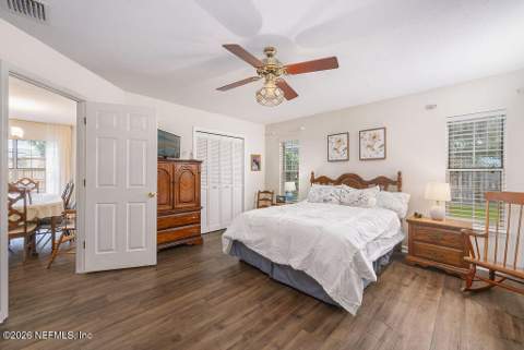 2263 Oak Forest Drive, Jacksonville Beach FL - photo 16 of 35